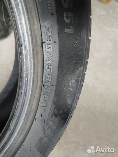 Kumho Ecsta HS51 235/45 R18 94V