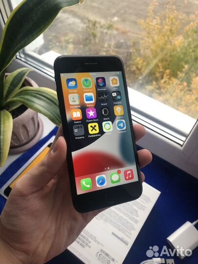 iPhone 7, 32 ГБ