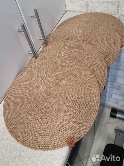 Сервировочный набор из джута (салфетки и корзина)