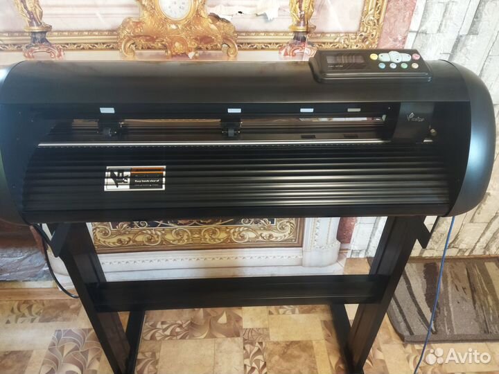 Продам режущий плоттер Vicsign VS630