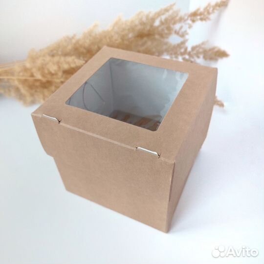 Коробка с окном 10х10х10 см