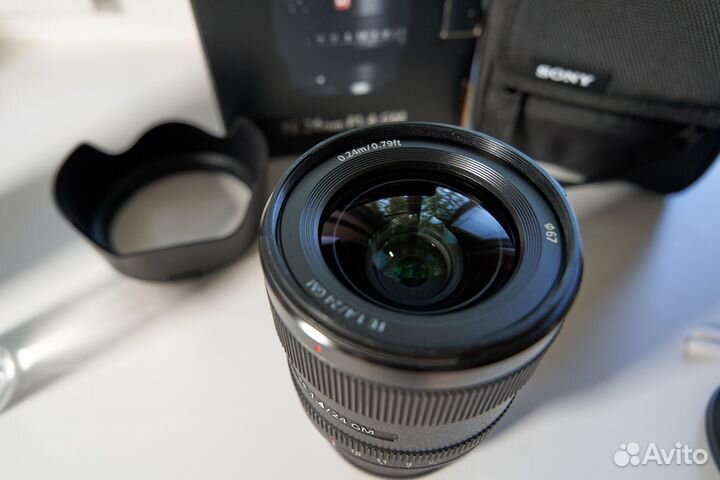 Sony FE 24mm f/1.4 GM