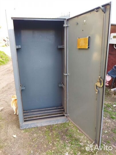 Шкаф металлический