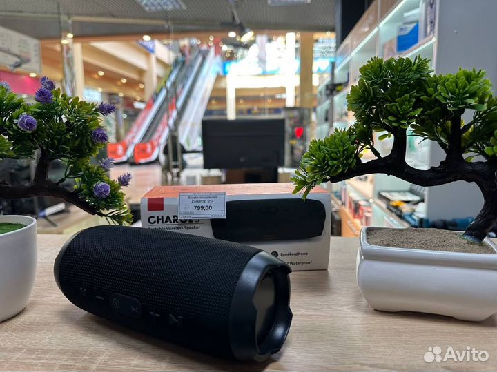 Bluetooth-колонка портативная Charge 3 (новая)
