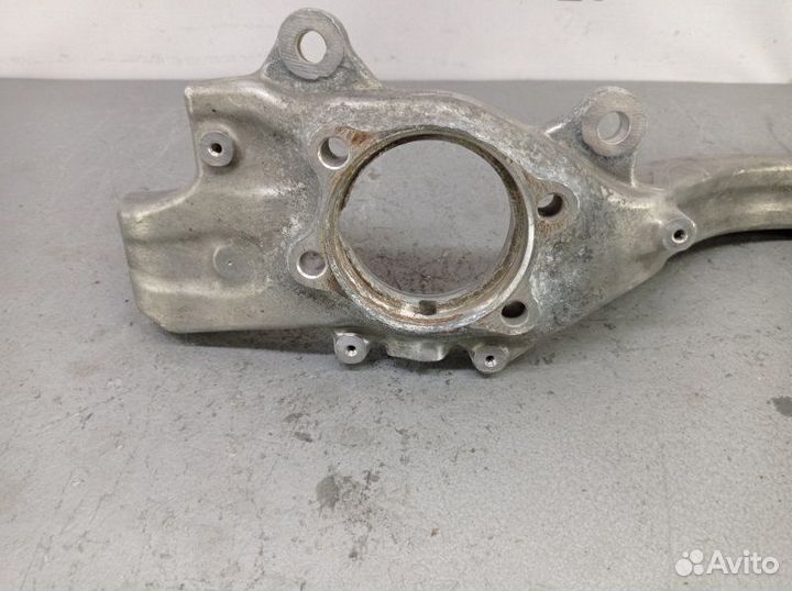 Кулак поворотный передний правый Audi A6 C6