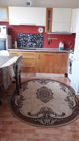 3-к. квартира, 84 м², 12/17 эт.