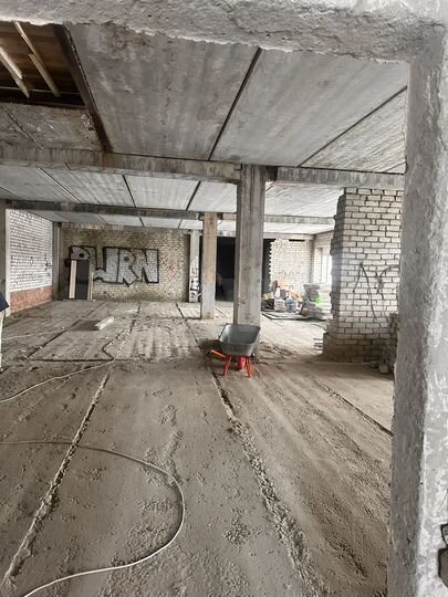 Здание, 600 м²