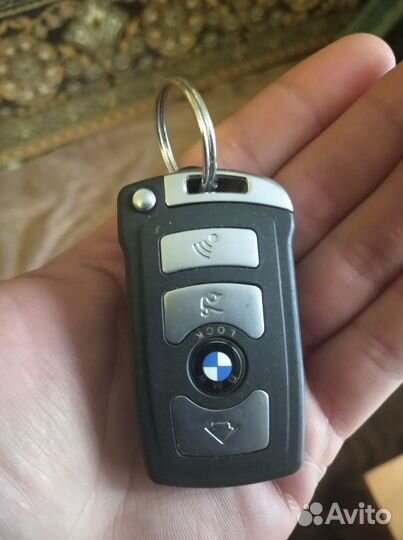 Ключ от машины бмв