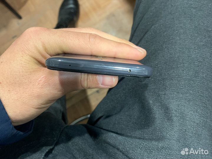 Телефон xiaomi redmi 8
