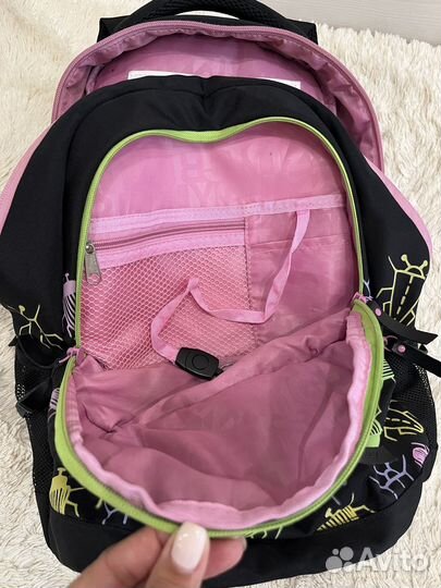 Школьный рюкзак Grizzly Черные Жуки