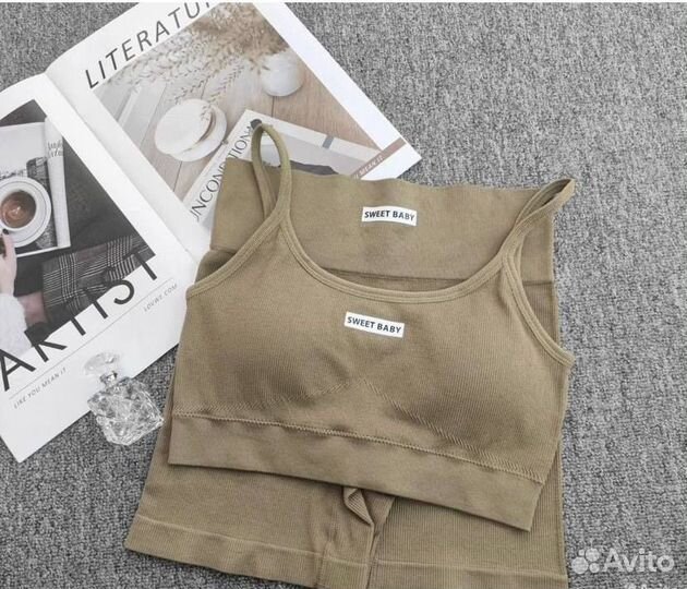 Женский спортивный костюм новый