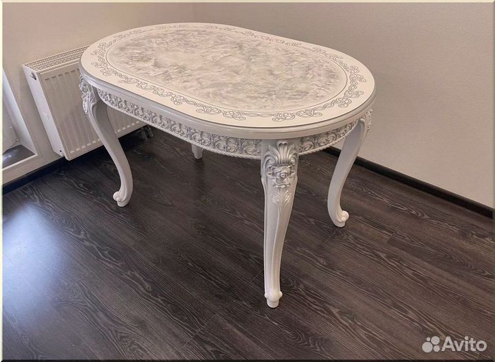 Кухонный стол раскладной белый