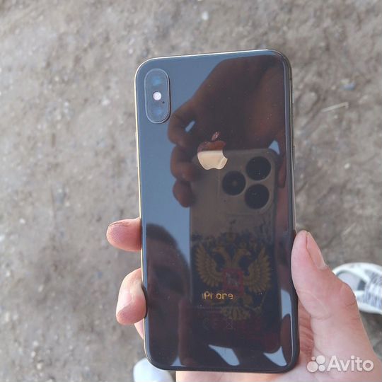 iPhone X, 64 ГБ