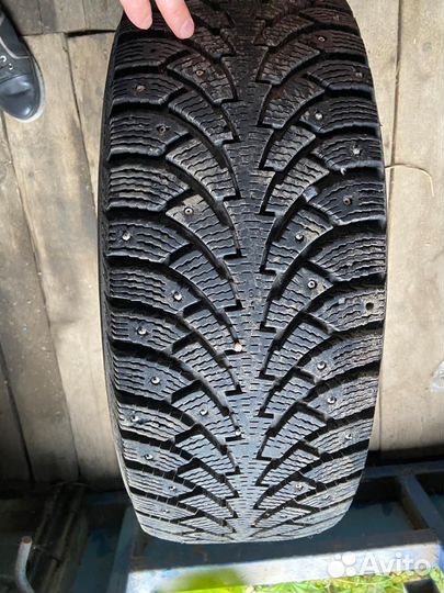 Nokian Tyres Hakkapeliitta 4 225/60 R16 102T