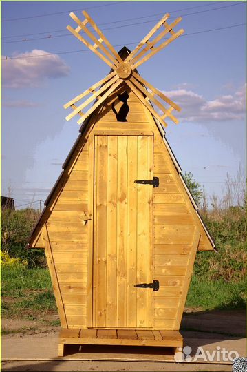 Дачный туалет деревянный