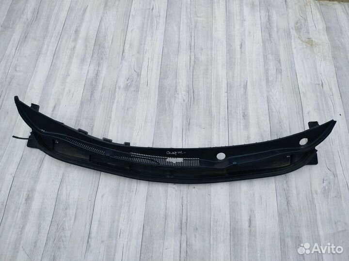 Жабо Hyundai Solaris, I 2011