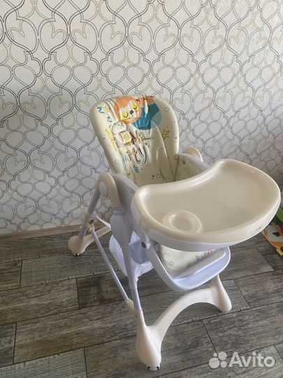 Детский стульчик для кормления Babyton Happy