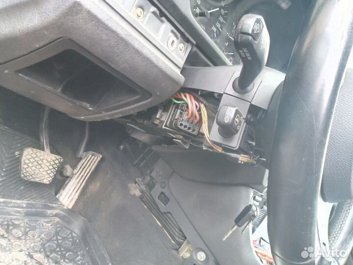 Колонка рулевая BMW E39 E38 с электроприводом