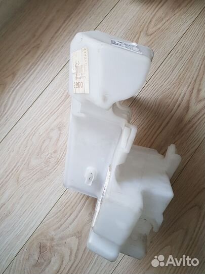 Бочек стеклоомывателя volkswagen