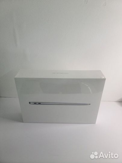 Macbook air 13 m1 8/256 Silver