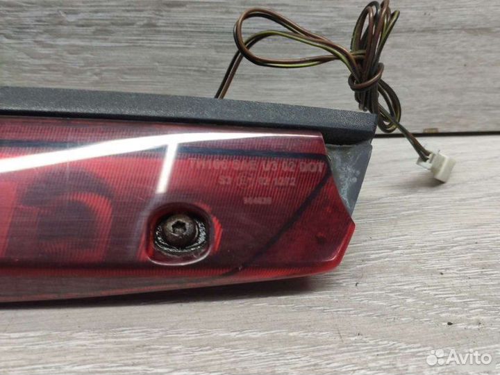 Дополнительный стоп-сигнал Mercedes Vito W639