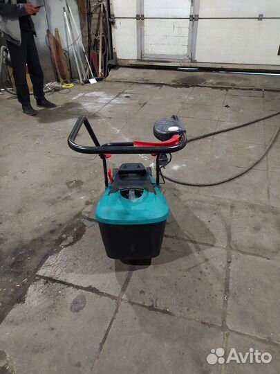 Электрокосилка Бош Ротак 34