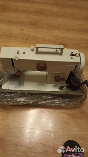 Швейная машина Чайка 134