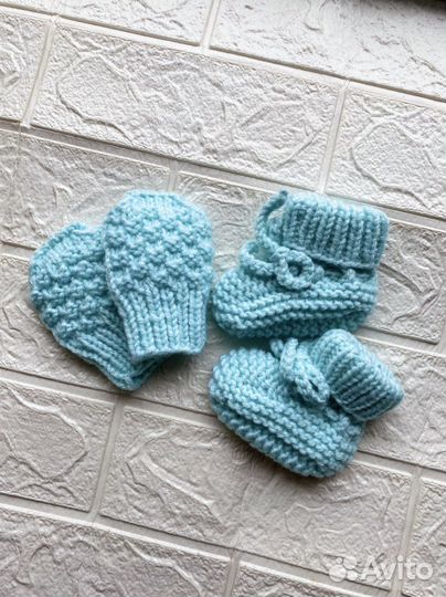 Пинетки и варежки для новорожденного