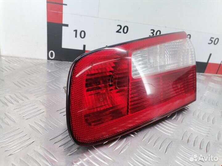 Фонарь крышки багажника правый Renault Laguna 2