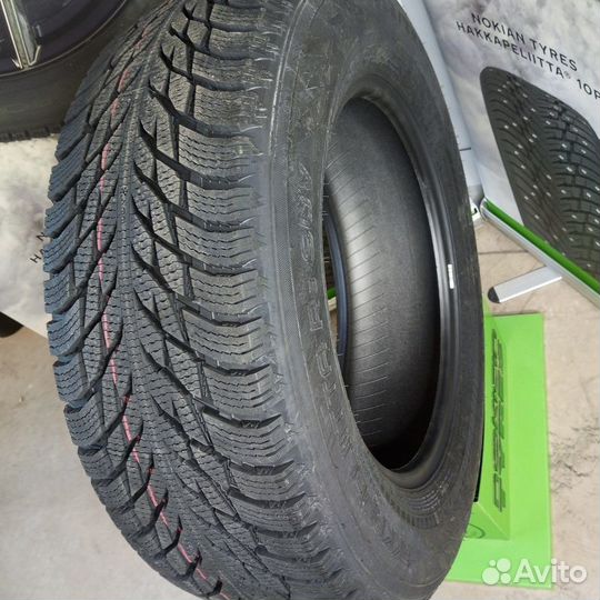 Nokian Tyres Hakkapeliitta R3 SUV 235/65 R17 108R