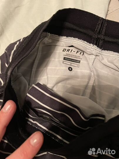 Спортианая одежда nike