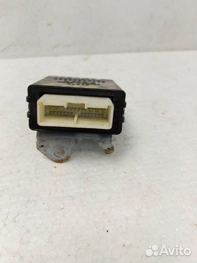 Блок управления Тойота