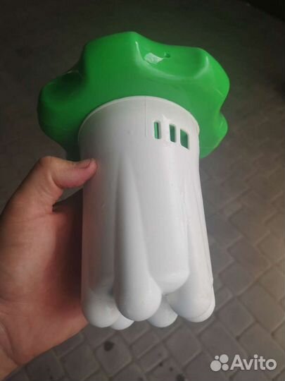 Дозатор химии для бассейна