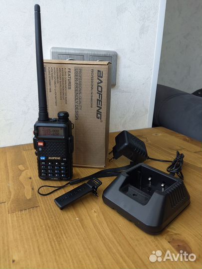 Рация baofeng uv-5r 8w
