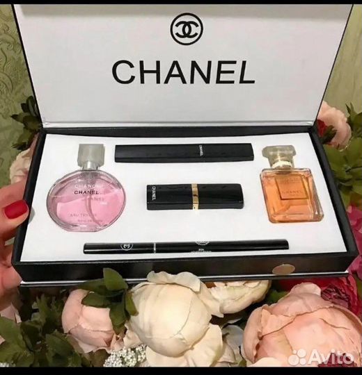 Подарочный набор косметики с духами 5 в 1 chanel