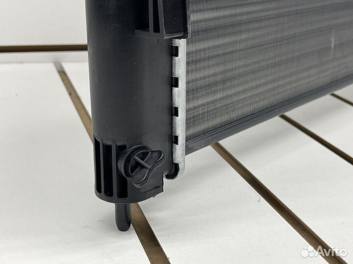 Радиатор охлаждения на mitsubishi lancer 10