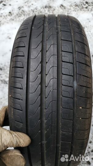 Pirelli Cinturato P7 215/55 R17 98V