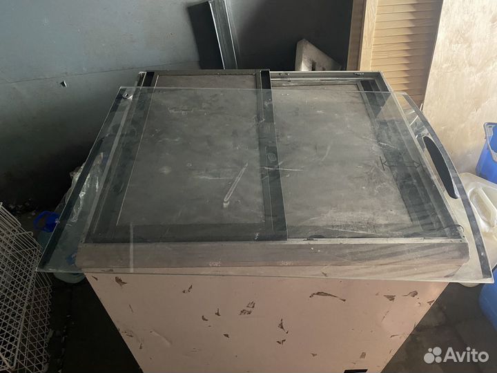 Стекло прямое на морозильный ларь Italfrost 600