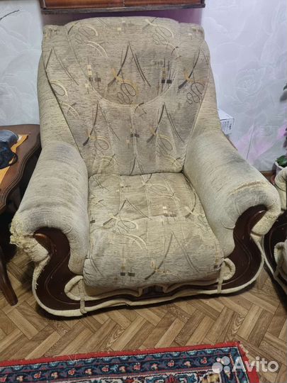 Диван и 2 кресла