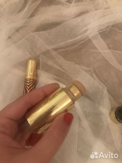 Косметика люкс Estée Lauder, Sisley