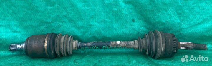 Левый привод Nissan Almera Classic