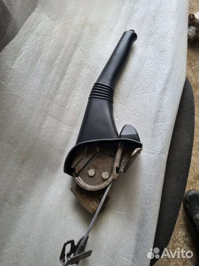 Рычаг стояночного тормоза LADA Largus K4M 2016