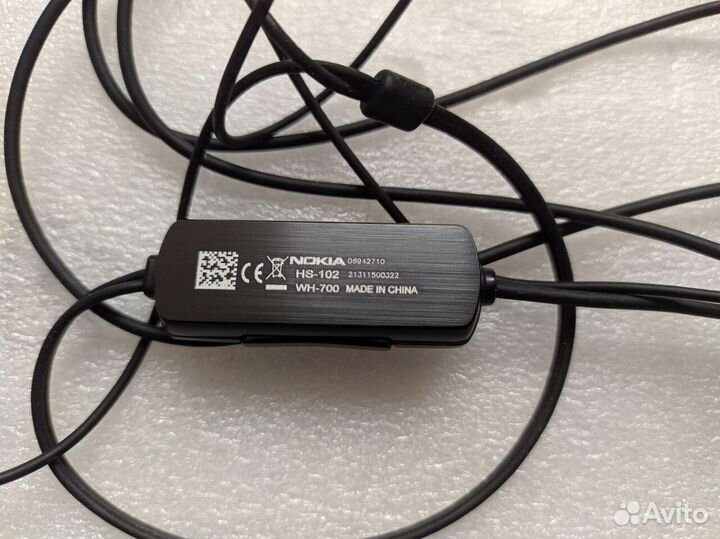 Проводная гарнитура Nokia (новая,оригинал) jack3.5