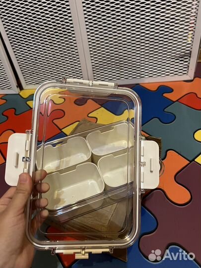 Контейнеры с отсеками