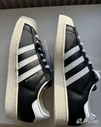 Adidas Superstar