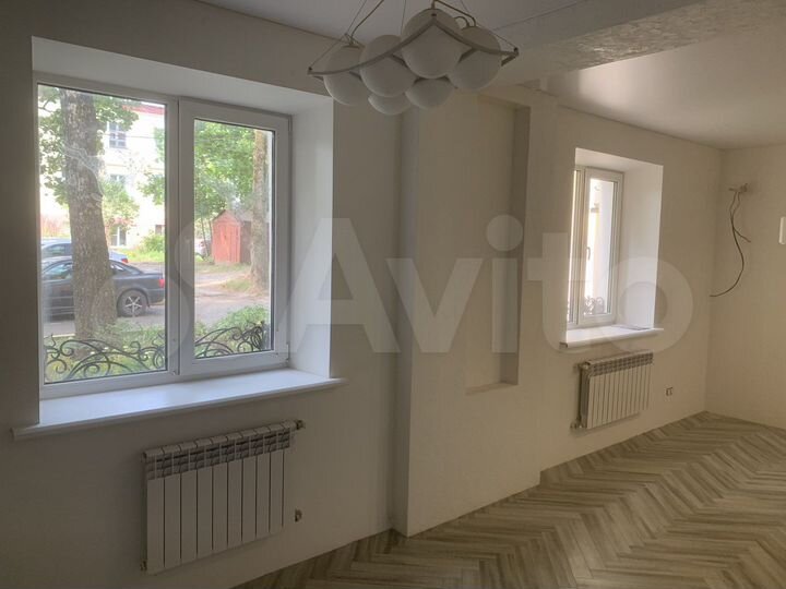 3-к. квартира, 80,1 м², 1/3 эт.