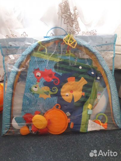 Развивающий коврик tiny love новый