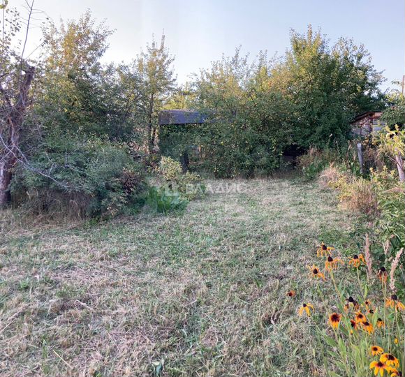 Дом 24 м² на участке 4,5 сот.