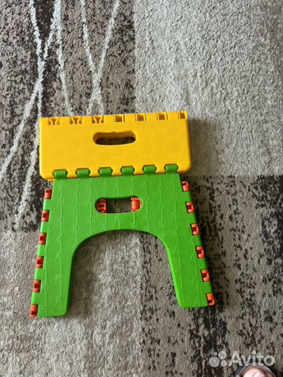 Стульчик детский складной