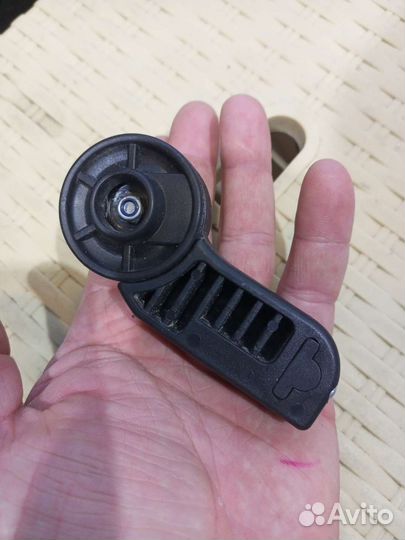 Шарнир регулировки капюшона Adamex